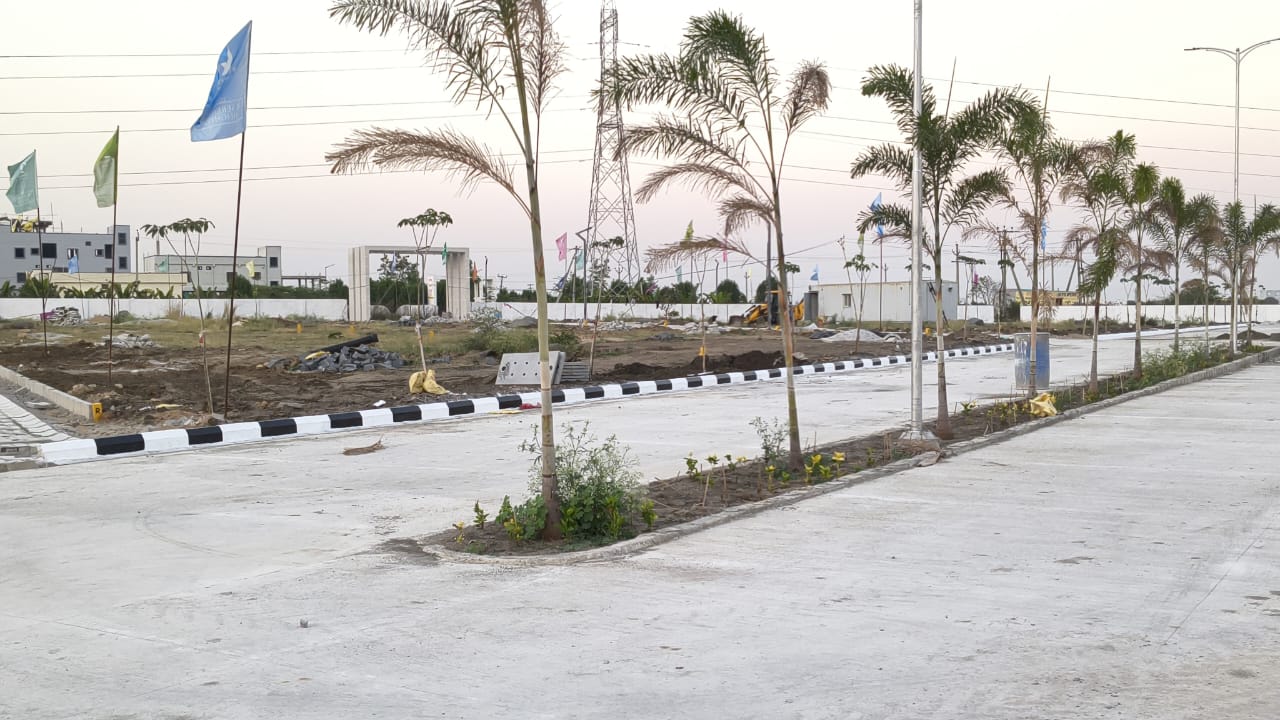 Site photo — fencing & layout